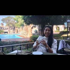 Meet your Posher, Jennifer